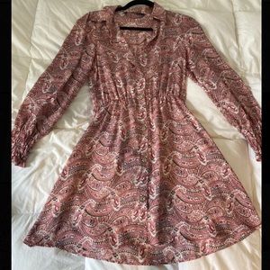 Long sleeve, paisley Zara dress XS. Perf condition